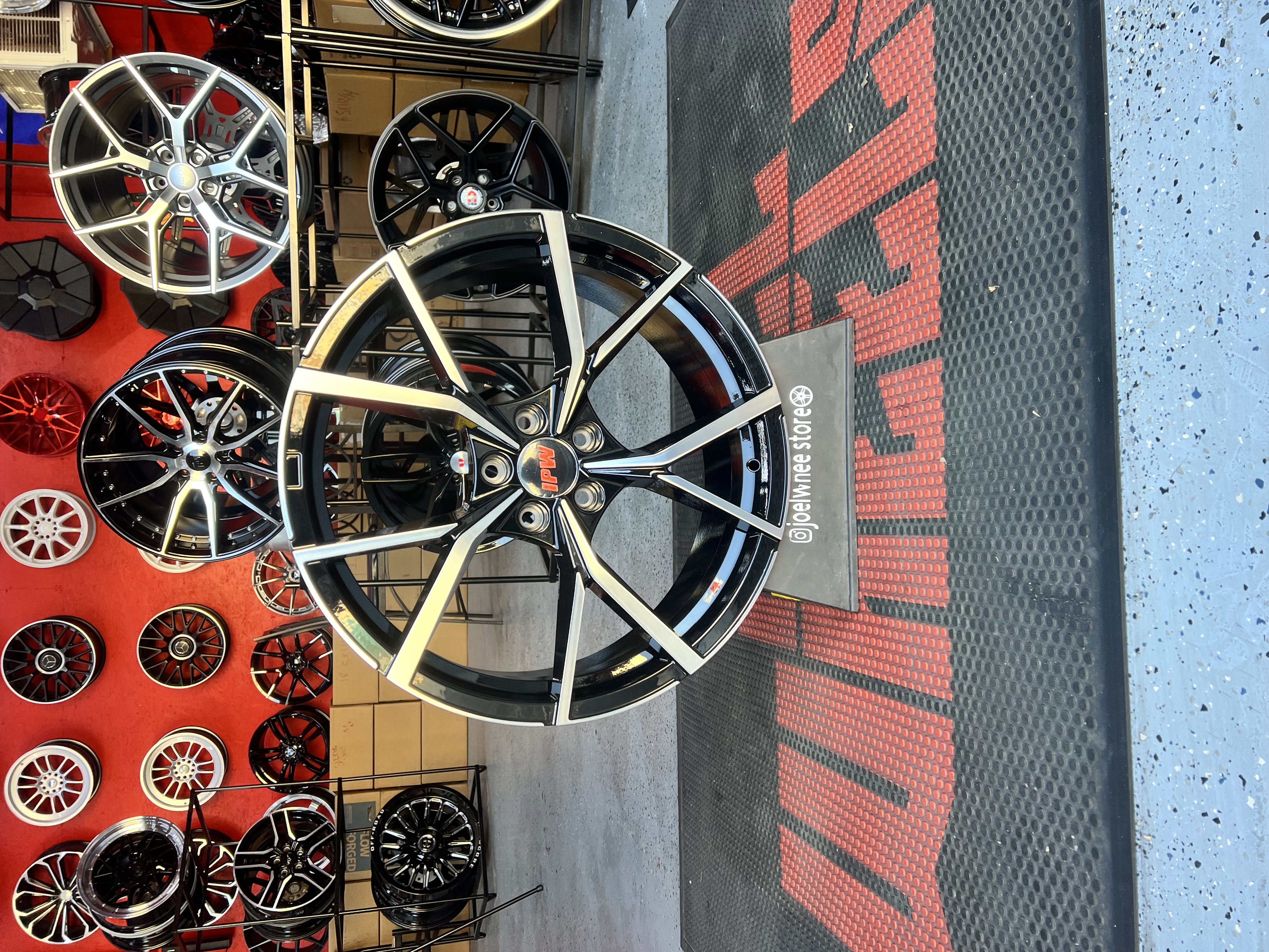 SET NEW RIMS SIZE 20 5X114