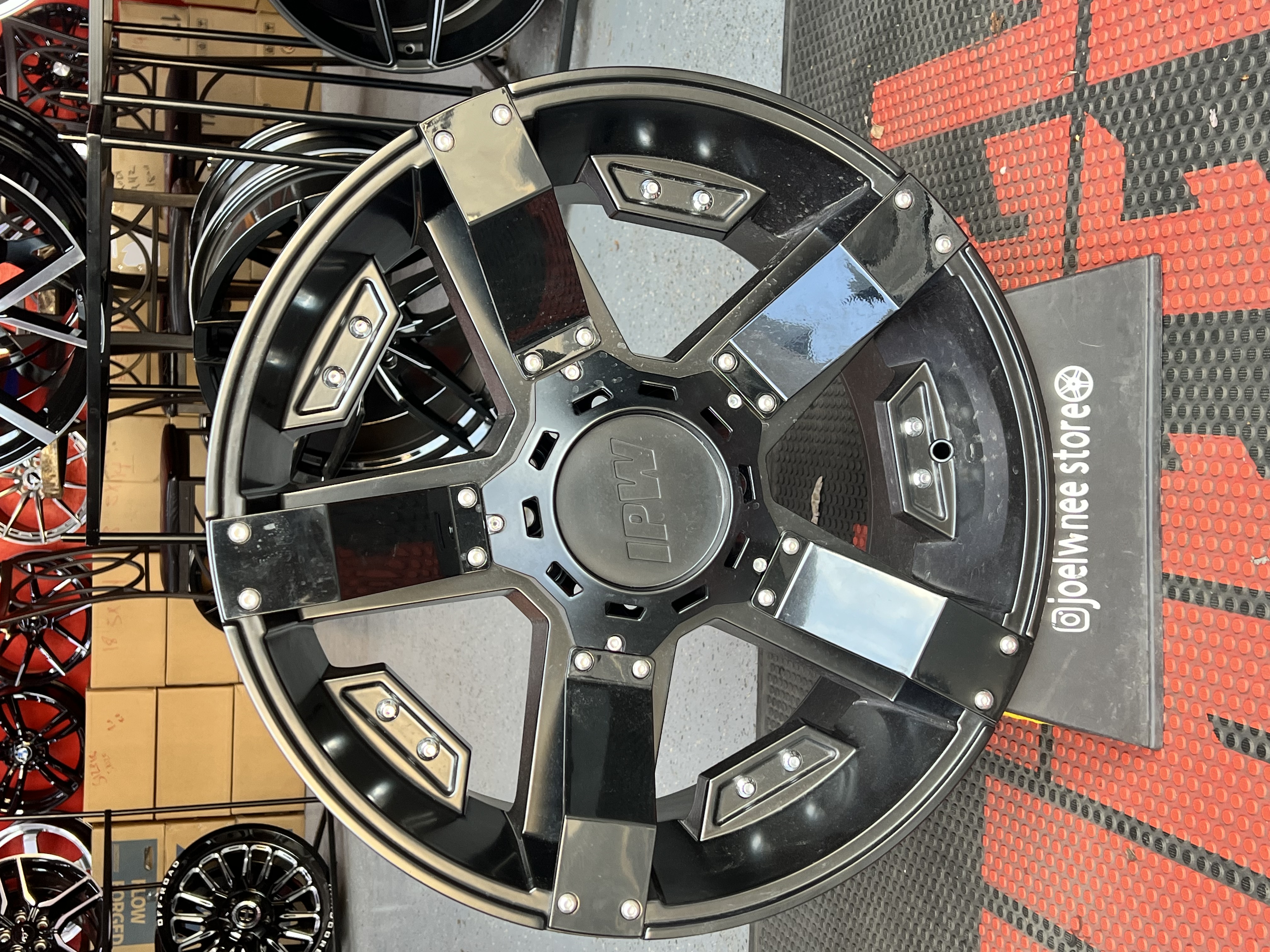 SET NEW RIMS SIZE 20 6X139