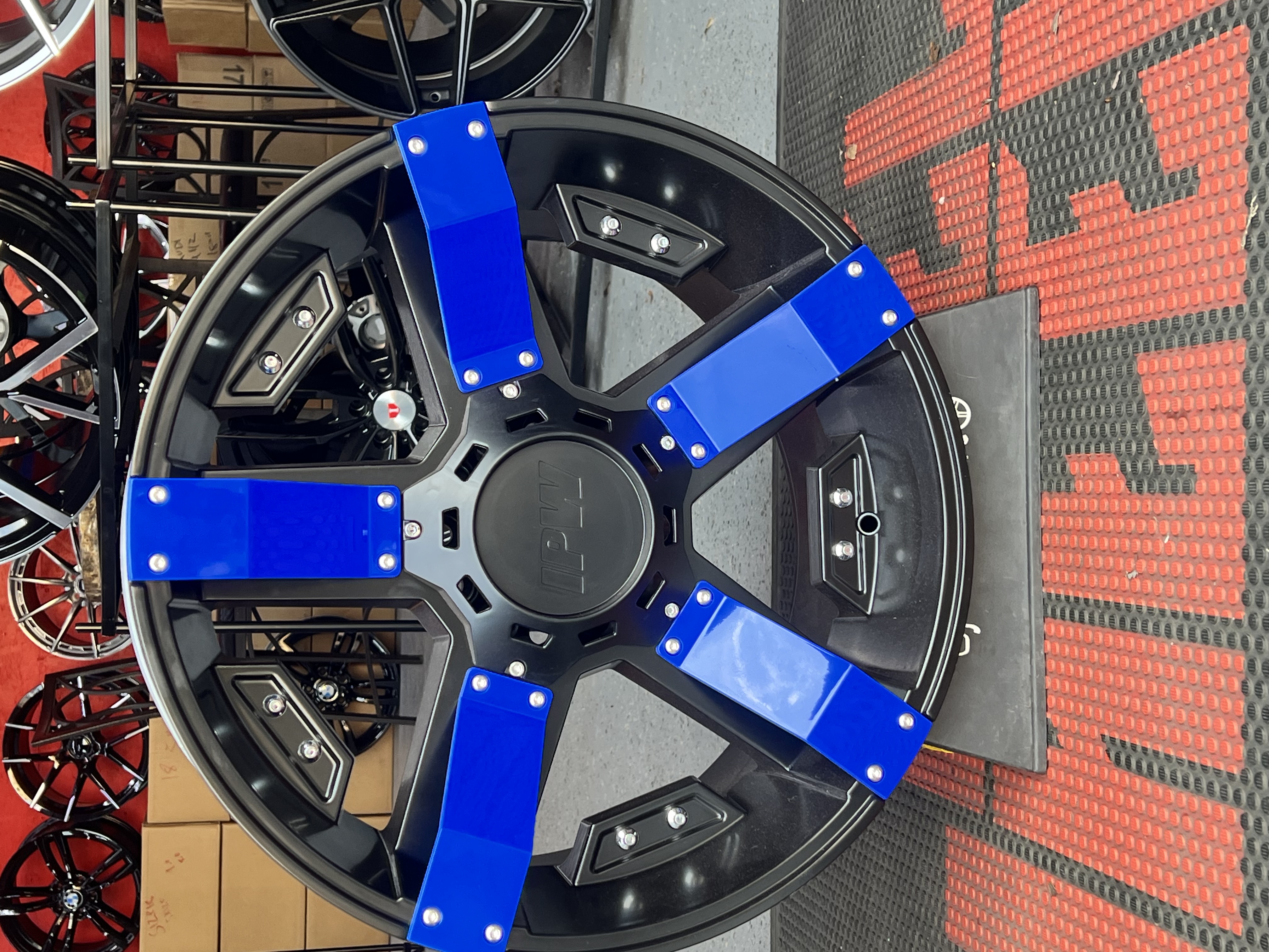 SET NEW RIMS SIZE 20 6X139