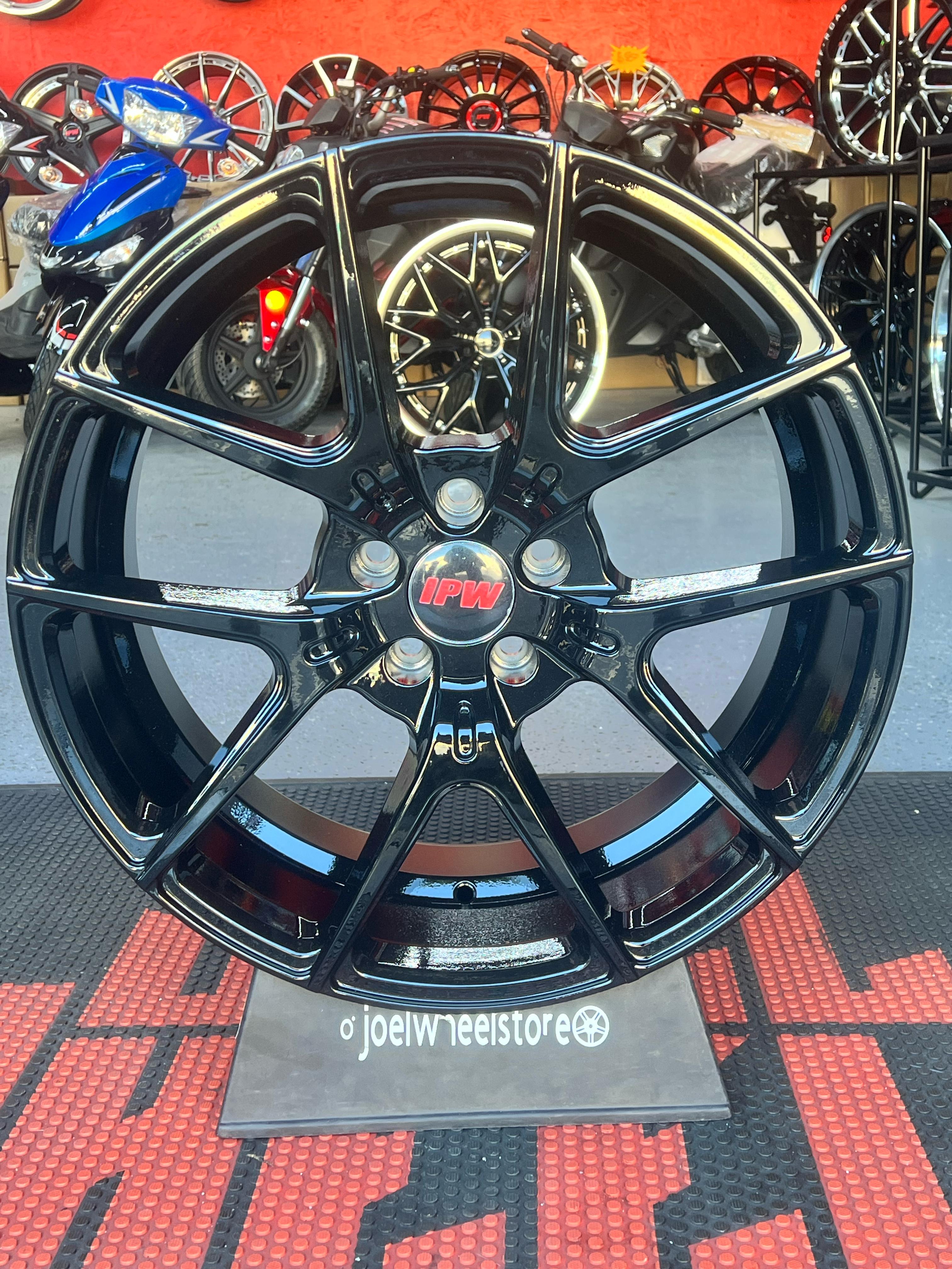SET NEW RIMS SIZE 20 5X114
